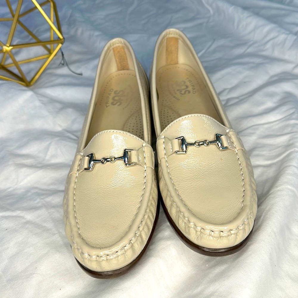 SAS TRIPAD Comfort foot bed shoes. NWOB Size 8
